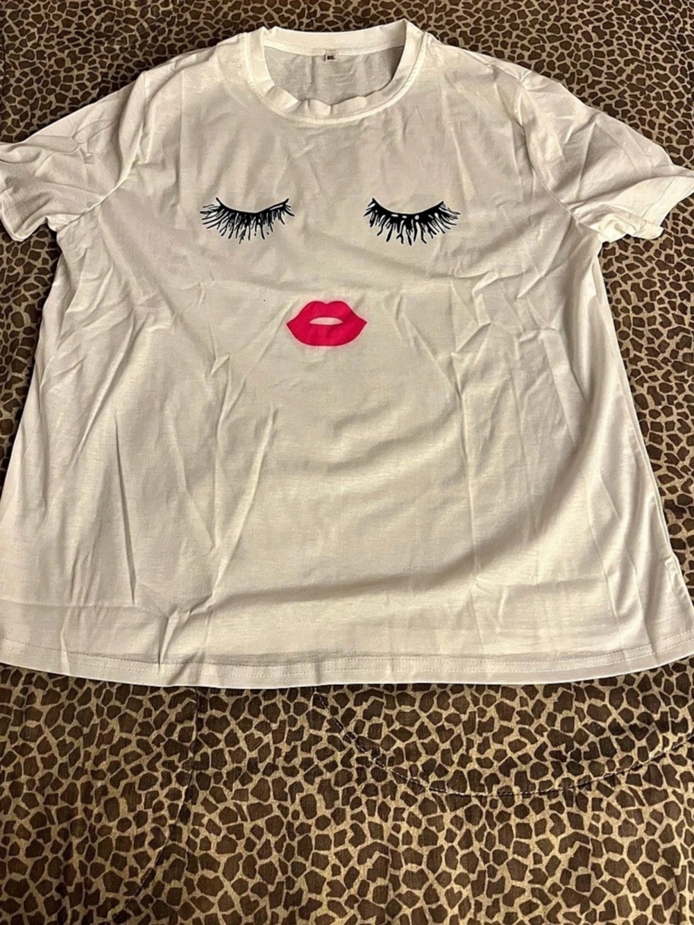 Eyelash Lips Graphic Tee in White Size 5XL Brand New